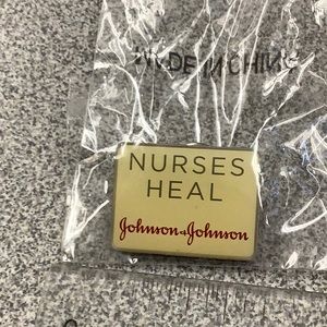 Nurses Heal pin RARE New Collectible